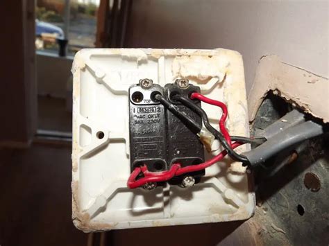 Installing New 10 Amp Double 2 Way Lightswitch Diynot Forums