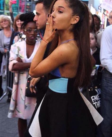 Ariana Grande Arriving At Good Morning America Filming Studio In Nyc
