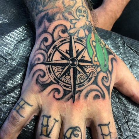 Hand Tattoo Compass Rose By Mexcellentme Hand Tattoos For Guys