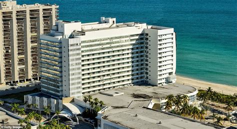 Historic Miami Beach Hotspot Deauville Hotel Begins Demolition After Shutting In 2017 Daily