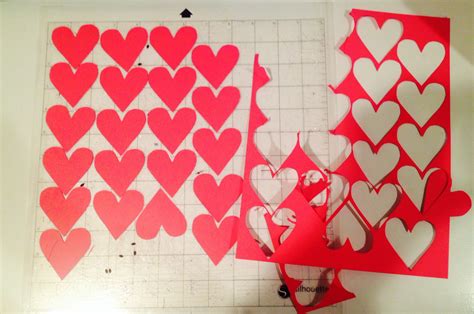 Heart Template For Backdrop On Fishing Line Diy Valentines Day Wreath