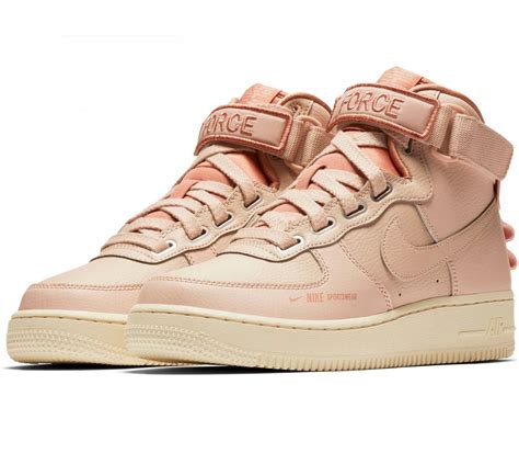 Der nike air force 1 ist das emblem der streetwear. Nike Sportswear Air Force 1 Damen Sneaker (rosa) online ...