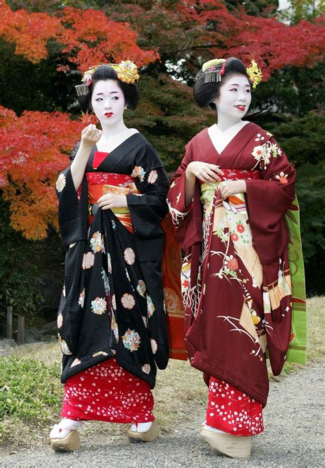 kotoha ad a maiko japanischer kimono kimono ethno