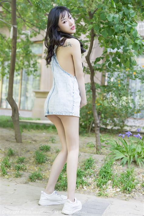 Xiuren 秀人网 No5068 Ximen Xiaoyu Pure And Beautiful Legs V2ph