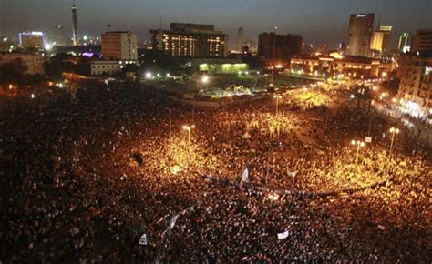 Thousands In Cairos Tahrir Square Protest Verdicts In Mubarak Trial