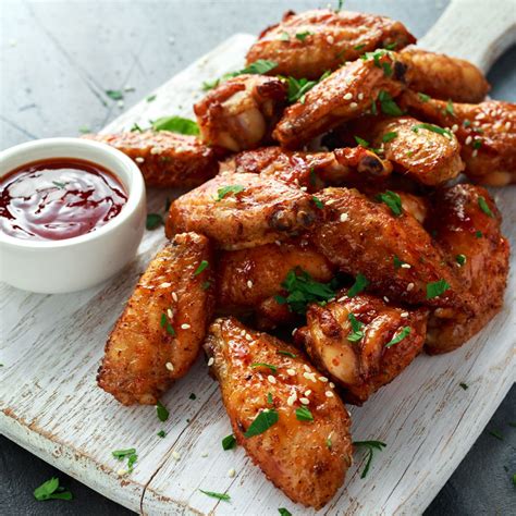 The key difference between buffalo wings and hot wings is often the spiciness factor: Buffalo Hot Wings Seasoning - Spice Mountain