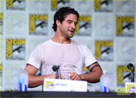 Photo Tyler Posey Does Flashdance Wet T Shirt Dance For Comic Con 09