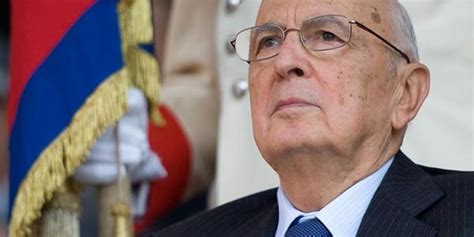 Abbracciamo il presidente napolitano e i suoi famigliari. Buon compleanno a Giorgio Napolitano | Il Presidente della ...
