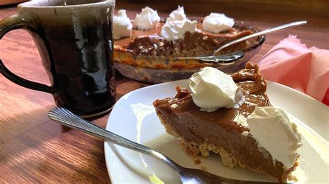 Copycat Ocharleys Ooeyy Gooey Caramel Pie So Easy To Make And A