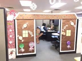 The cubicle follows a pink and silver theme. Gingerbread House | Office christmas decorations ...