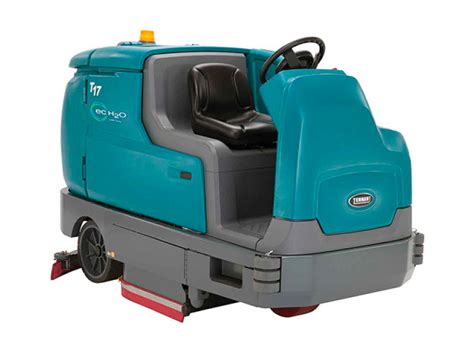 T BATTERY POWERED RIDE ON FLOOR SCRUBBER JIT Toyota Lift