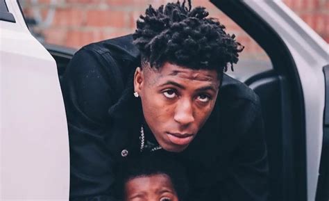 Nba Youngboy Looks Happy In Jail As He Smiled For A Photo With Inmates