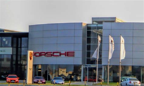 Porsche Building Hd Wallpapers High Definiton Wallpaper Compilation