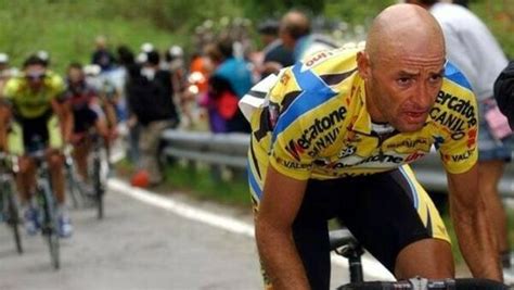 Maybe you would like to learn more about one of these? Ciclismo, a Sezze il Pantani Official Team