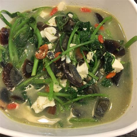 Simmer longer to reduce or add broth, depending on the desired consistency. chinese spinach soup century egg recipe