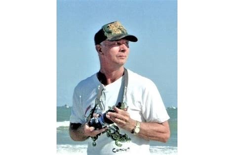 Send blomster til diana paulsen. Gary Paulsen Obituary (1945 - 2020) - Menasha, WI ...
