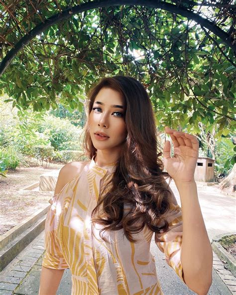 Bekas isteri kepada adam shah, fatin afeefa kini menjadi topik perbualan hangat dikalangan netizen apabila gambar yang dimuat naik menerusi laman instagram aksi cium fatin afeefa bersama suami orang. Fatin Afeefa dakwa bekas suami culas bayar nafkah anak ...