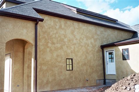 Pin By Roofing Emergency On Home Decor Exterior Stucco Facade House