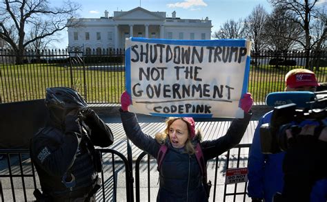 Shutdown Situation Bleak As Feds Rally Against Trump At White House
