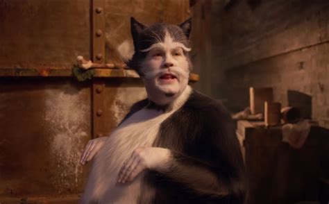 Head cat james corden was tapped to lead the class, tuning up their voices with a chorus of meows. JCorden 03