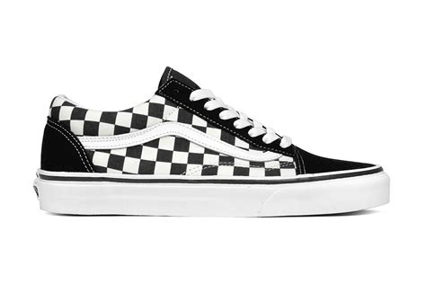 Penjelasan lengkap seputar resep ceker mercon yang super pedas, enak, empuk, dan mudah. checkerboard vans old skool