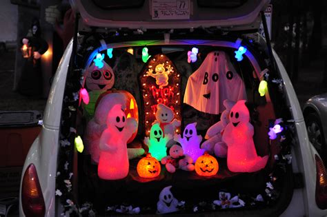 Trunk Or Treat 15 Halloween Car Decoration Ideas Carfax