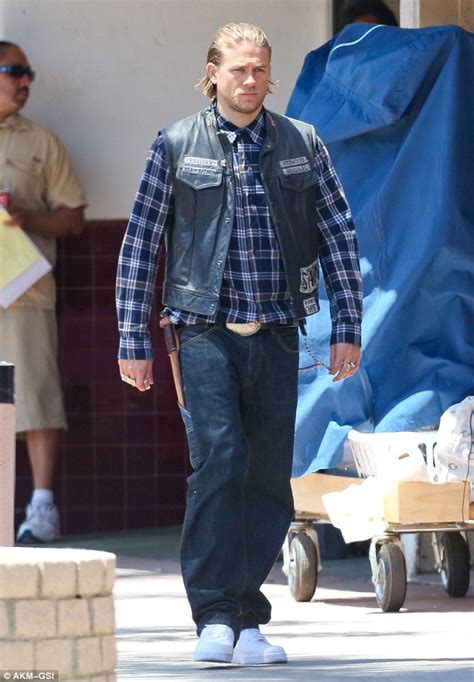 Charlie Hunnam Swelters On Sons Of Anarchy Set In Long Sleeved Plaid