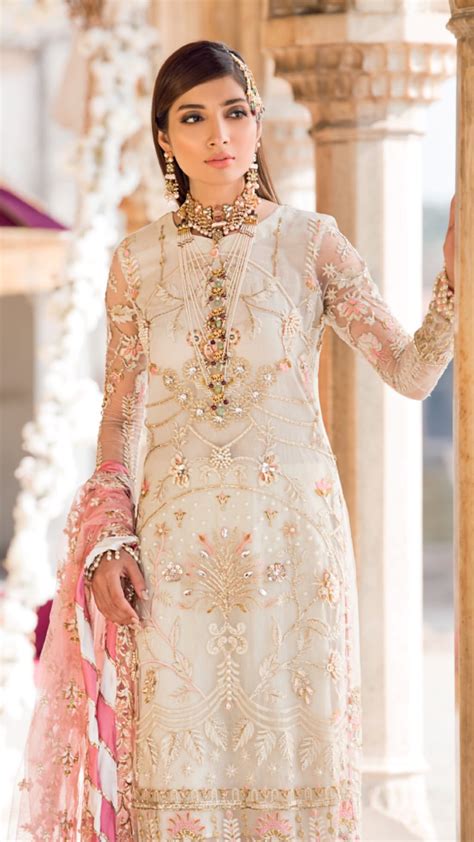 Pin By Hi Henna On Wedding Collection Pakistani Dress Design