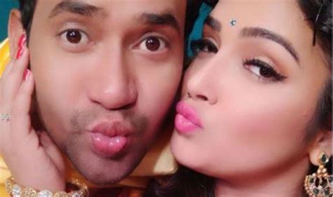 bhojpuri hot rumoured couple amrapali dubey and dinesh lal yadav look adorable as they