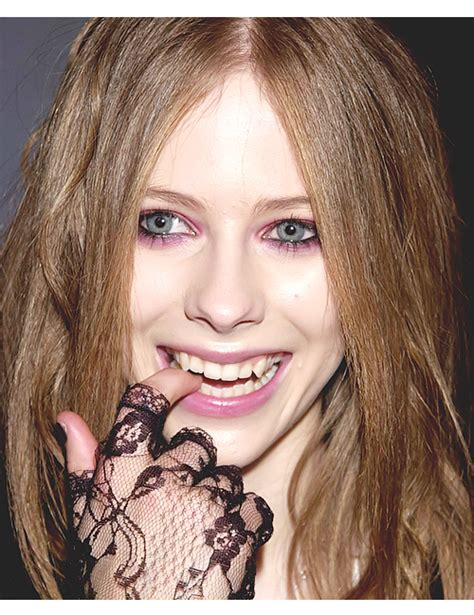 avril lavigne beautiful and girl image 81319 on