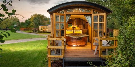 7 Of The Best Uk Glamping Sites For A Romantic Couples Escape
