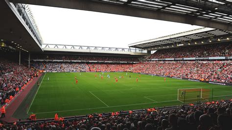 Auch historische spielstätten können ausgewählt werden. Liverpool F.C. (Football Club) of the Barclay's Premier League