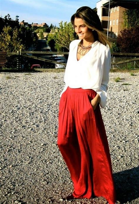 Check spelling or type a new query. Invitadas con falda larga (con imágenes) | Faldas largas, Moda