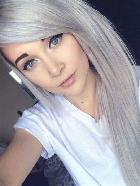 20 Gray Blue Hair Color Trend For Women Color Trend Women Hair