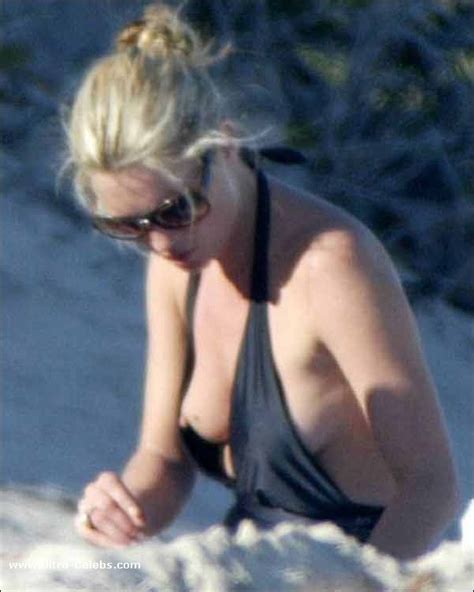 Kate Moss Paparazzi Oops And Topless Shots