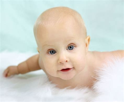 9 Month Old Baby Development Child Development Guide Emmas Diary