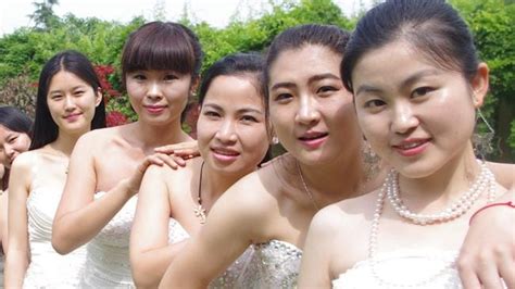 Dating Chinese Women Told Not To Wait For Mr Right To Settle