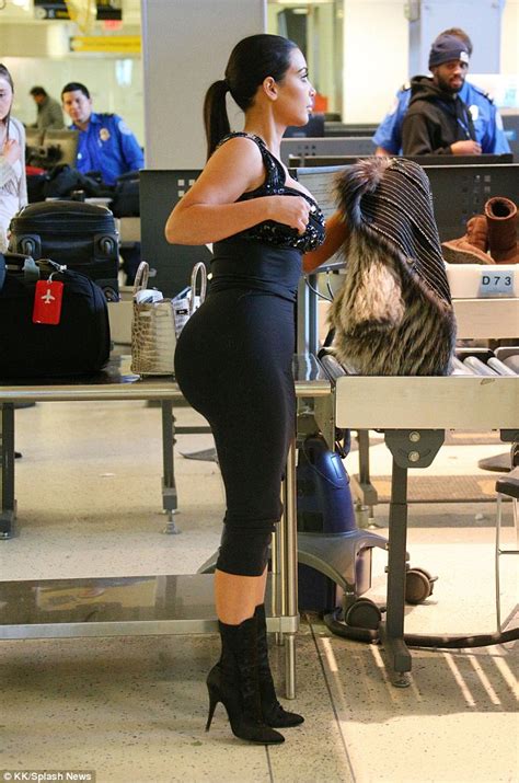 Kim Kardashian Strips Off Fur Coat For Jfk Airport Body Scan Again