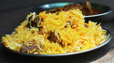 7 Famous Dishes That You Must Eat In Delhi My Yellow Plate