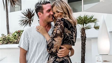 In bild spricht er über die hochzeit. Tobias und Maren Wolfs ungeborenes Baby hat Instagram ...