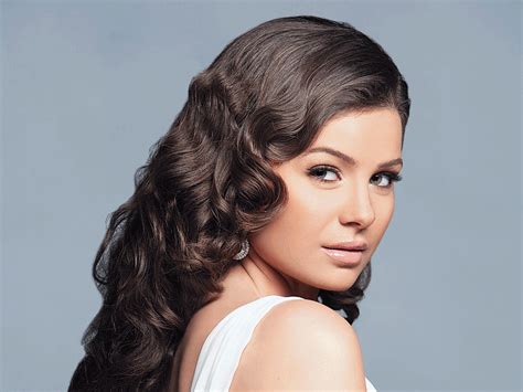 The latest music videos, short movies, tv shows, funny and extreme videos. صور الفنانة يسرا اللوزي تجميعة حديثة 2014 - عطر الصباح