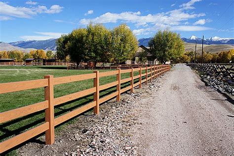 Dark brown hardwood floors, honey. Dark Brown Vinyl Horse Fence | Casas rústicas, Casas, Rustico