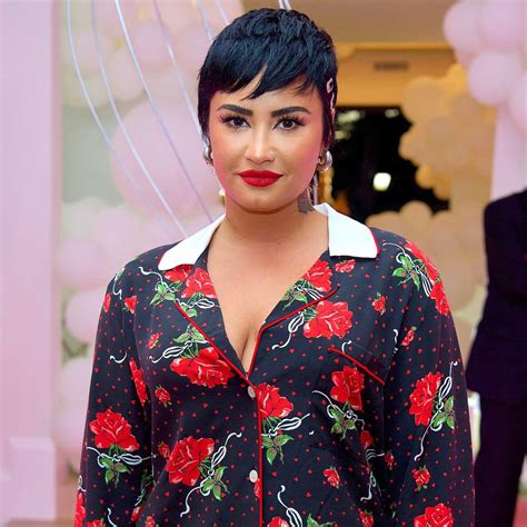 Demi Lovato Debuts Spider Tattoo On Shaved Head After Rehab Stay