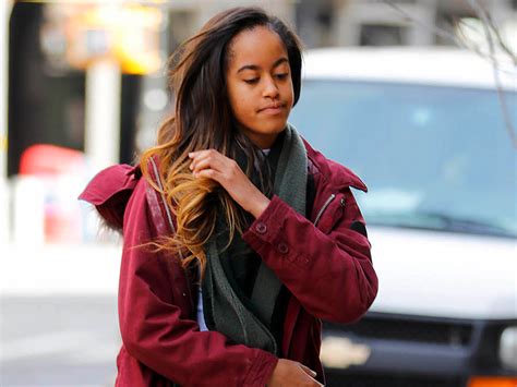Malia Obama Faces Struggle With Lost Iphone Business Insider