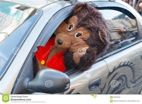Free drive a truck the truck song by storybots netflix jr mp3. Cheerful Teddy Bear Driving A Car. Stock Photo - Image of protection, passenger: 69220004