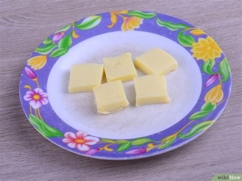 La soya es una legumbre que ha estado envuelta en diferentes investigaciones para determinar sus pros y contras. Cómo preparar el tofu (queso de soya): 17 pasos