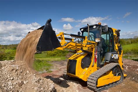 Jcb Introduces The 1cxt Compact Backhoe Loader In North America
