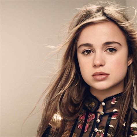 2048x2048 Lady Amelia Windsor Ipad Air Hd 4k Wallpapers Images