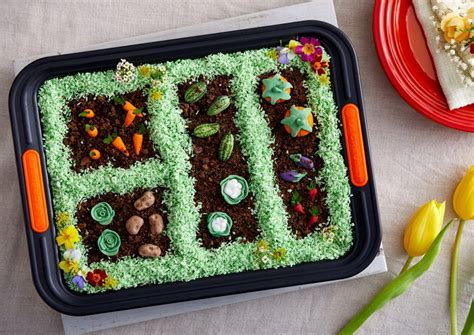 Lass dich von unseren ideen inspirieren und verzaubere dich und deine gäste mit einer feinen ovo kreation. Ovomaltine-Schokoladen-Kuchen mit Gemüsebeeten - sempre ...