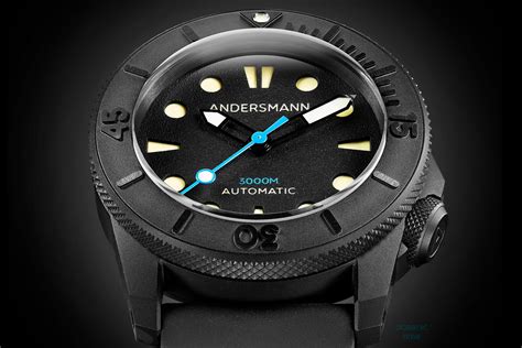 It measures the water's electrical conductivity, which can be connected with the amount of tds. ANDERSMANN Deep Ocean 3000M DLC